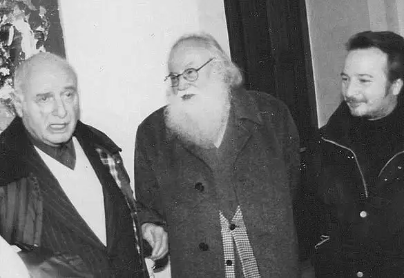 Attilio Armone con Mimmo Rotella e Pierre Restany, due grandi protagonisti del Nouveau Réalisme